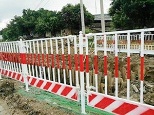 防護(hù)欄桿價(jià)格